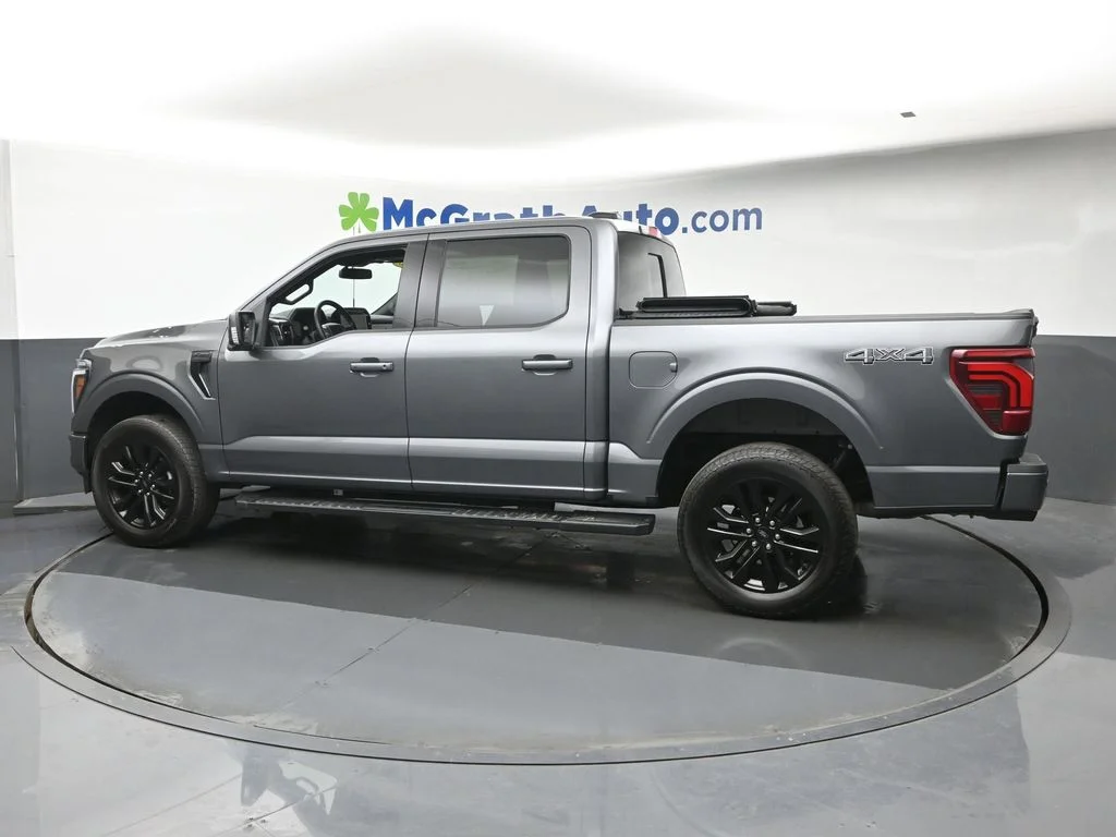 Used 2025 Gray Ford Lariat image 23