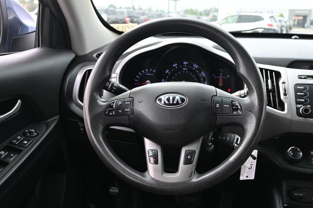 Used 2016 Twilight Blue Kia LX image 26