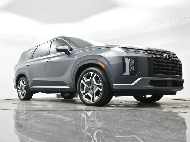 Used 2025 Steel Graphite Hyundai SEL Premium 8P image 26