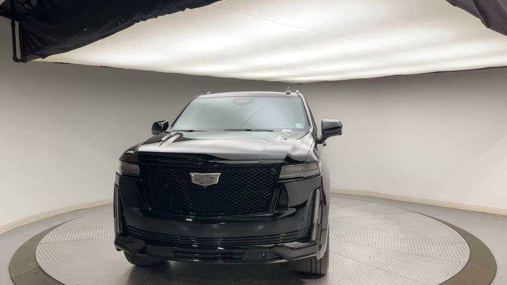 Used 2024 Black Raven Cadillac Sport Platinum image 7