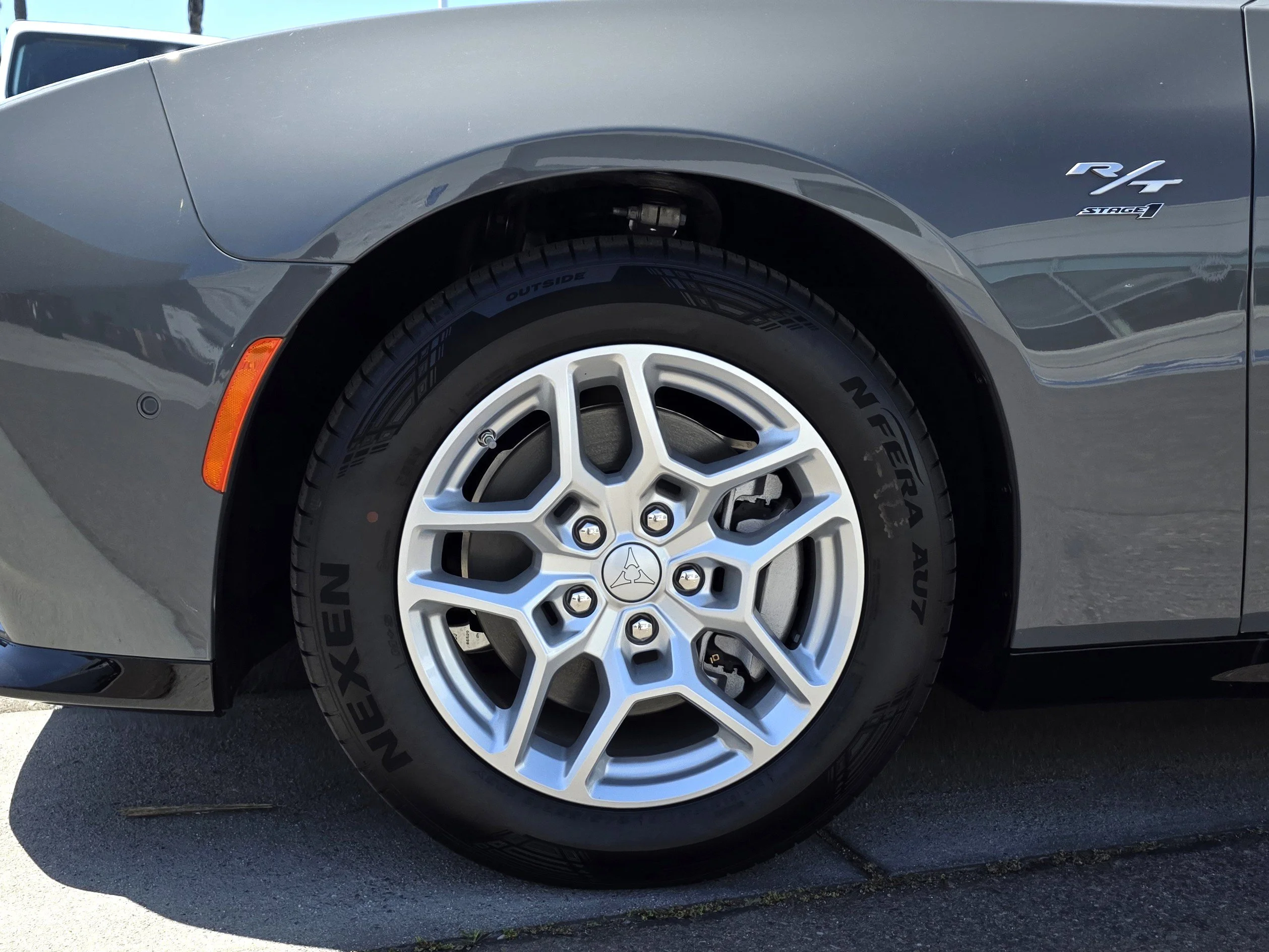 2025 Dodge Charger Daytona R/T - Photo 9