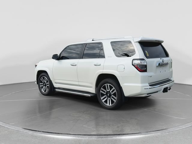 Used 2018 Blizzard Pearl Toyota Limited image 6