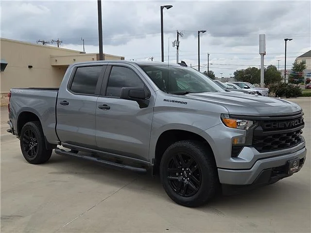 Used 2024 Slate Gray Metallic Chevrolet Custom 4x4 Crew Cab 5.75 ft. box 147.4 in. WB image 5