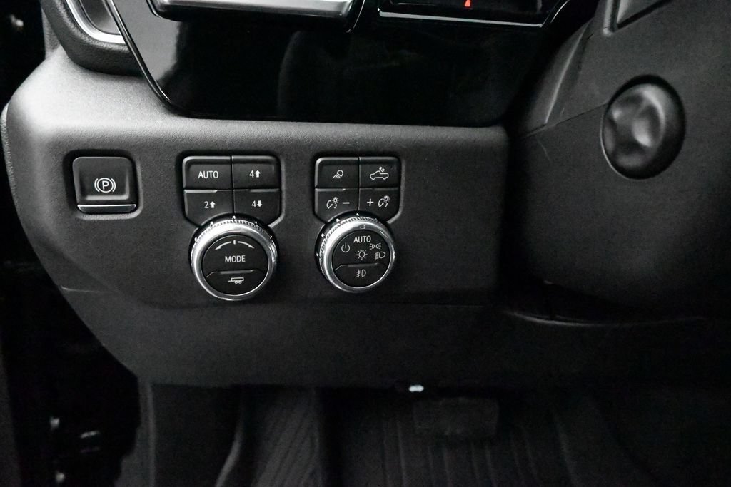 2026 GMC Sierra 1500 SLT - Photo 12