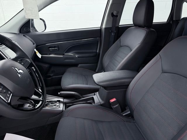 2025 Mitsubishi Outlander Sport SE - Photo 21