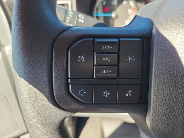 New 2026 Oxford White Ford F-450® XL image 5