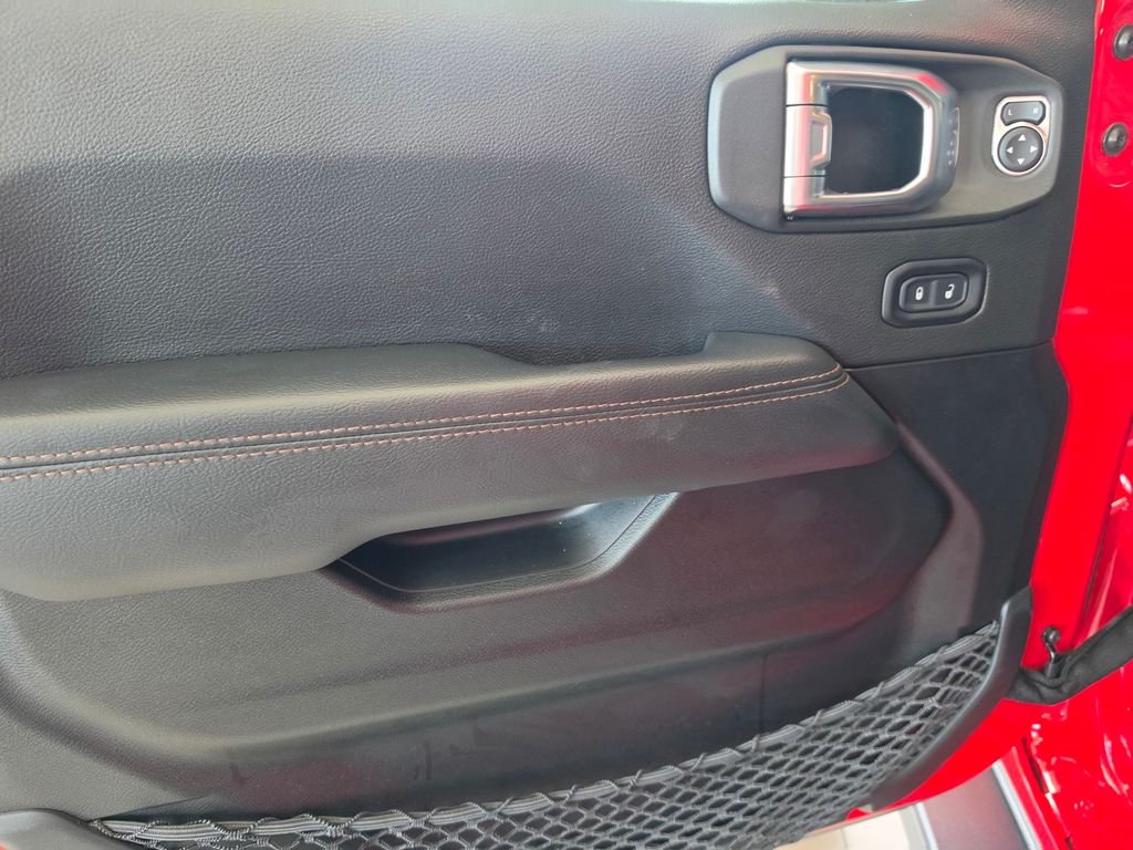 Used 2022 Red Jeep Unlimited Rubicon 392 image 17