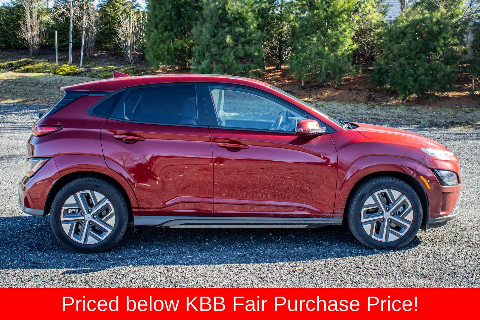 Used 2023 Red Hyundai SEL image 9