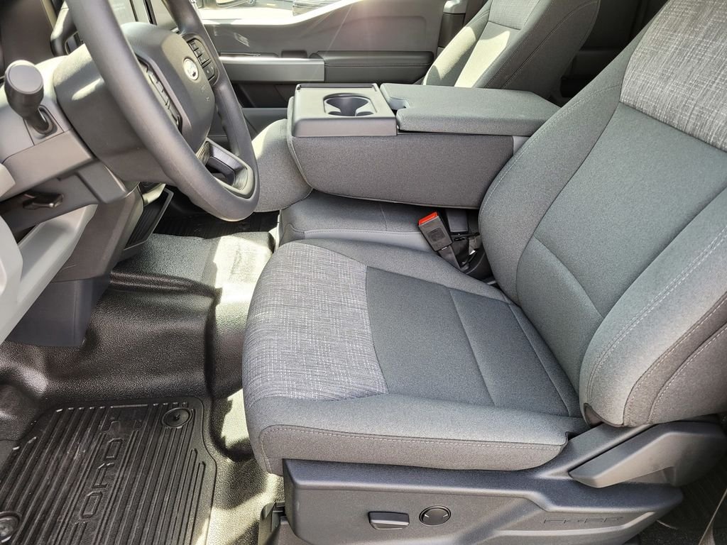 New 2026 Carbonized Gray Metallic Ford F-350® XLT image 8