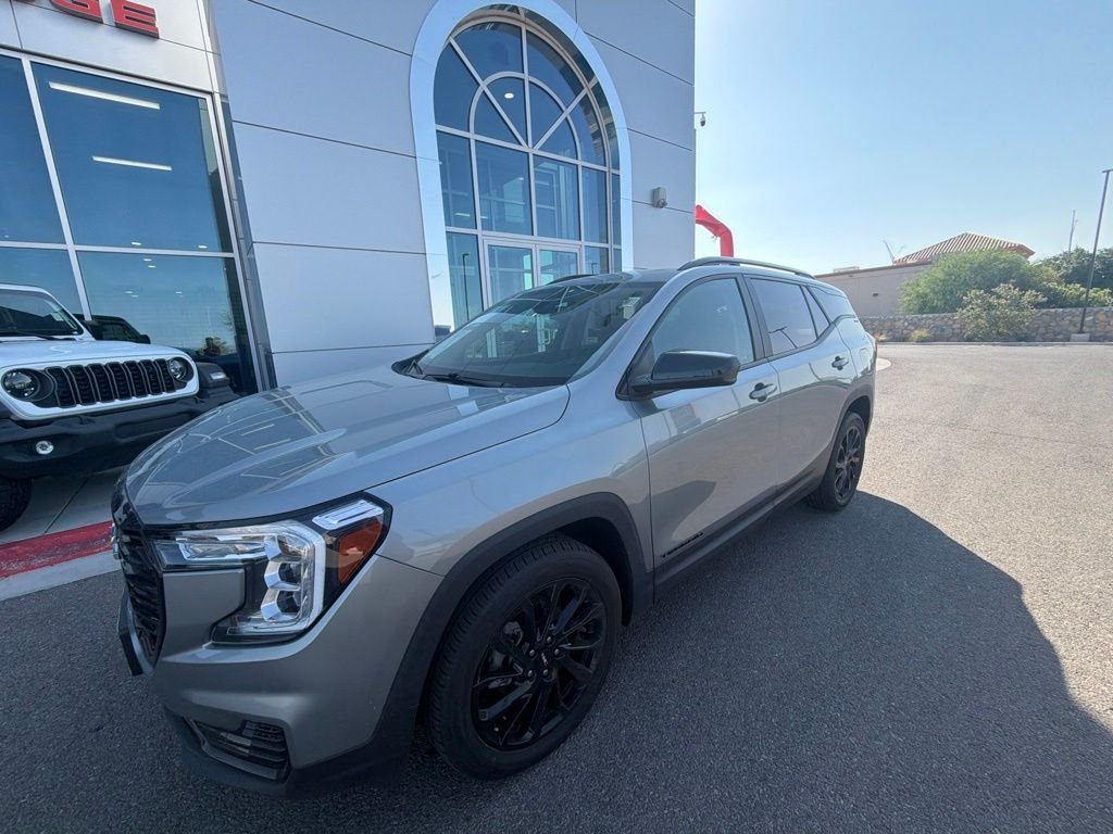 Used 2023 Silver GMC SLE image 24