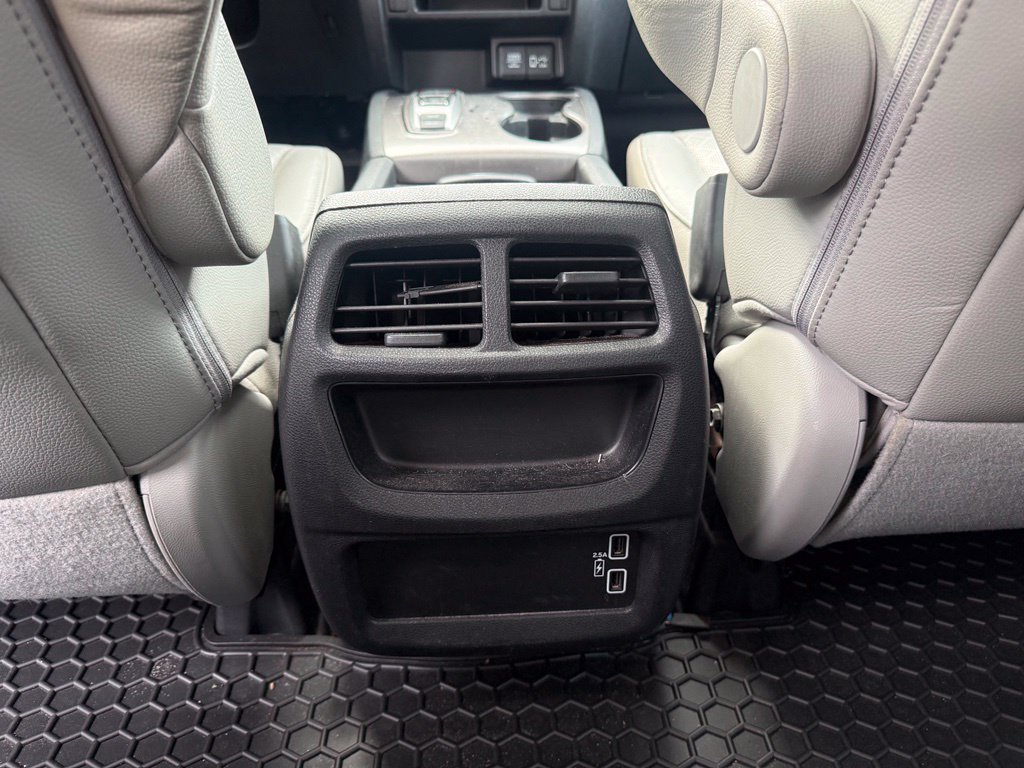 Used 2019 Blue Honda EX-L image 12