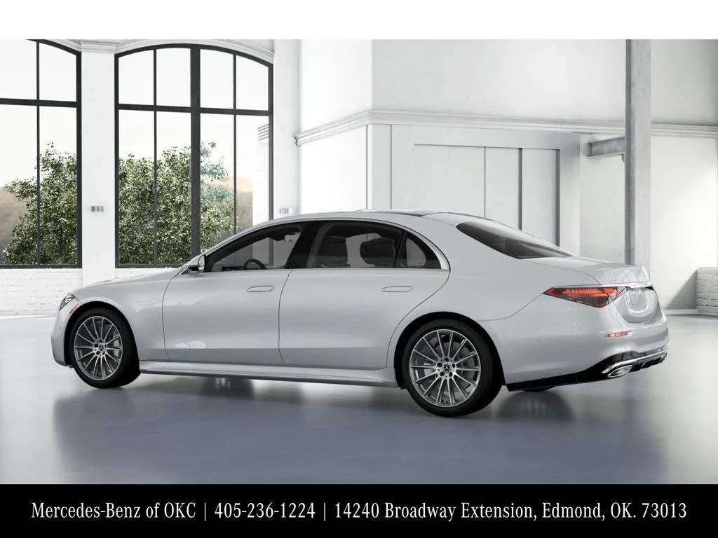 New 2026 White Mercedes-Benz S 580 image 31