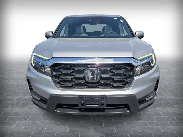 Used 2023 Silver Honda EX-L image 2