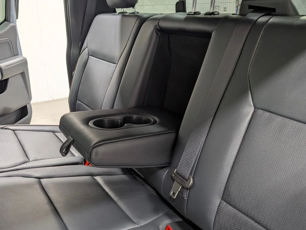 New 2026 Glacier Gray Metallic Tri-Coat Ford F-250® Lariat® image 19