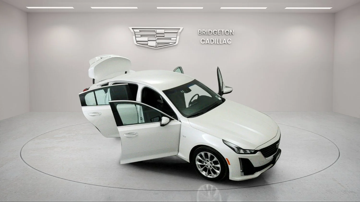 Used 2022 White Cadillac Premium Luxury image 25