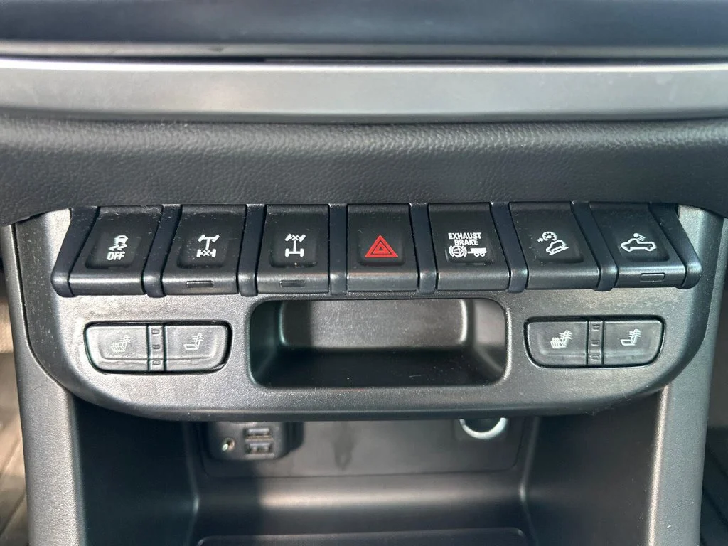 Used 2021 Gray Chevrolet ZR2 image 9