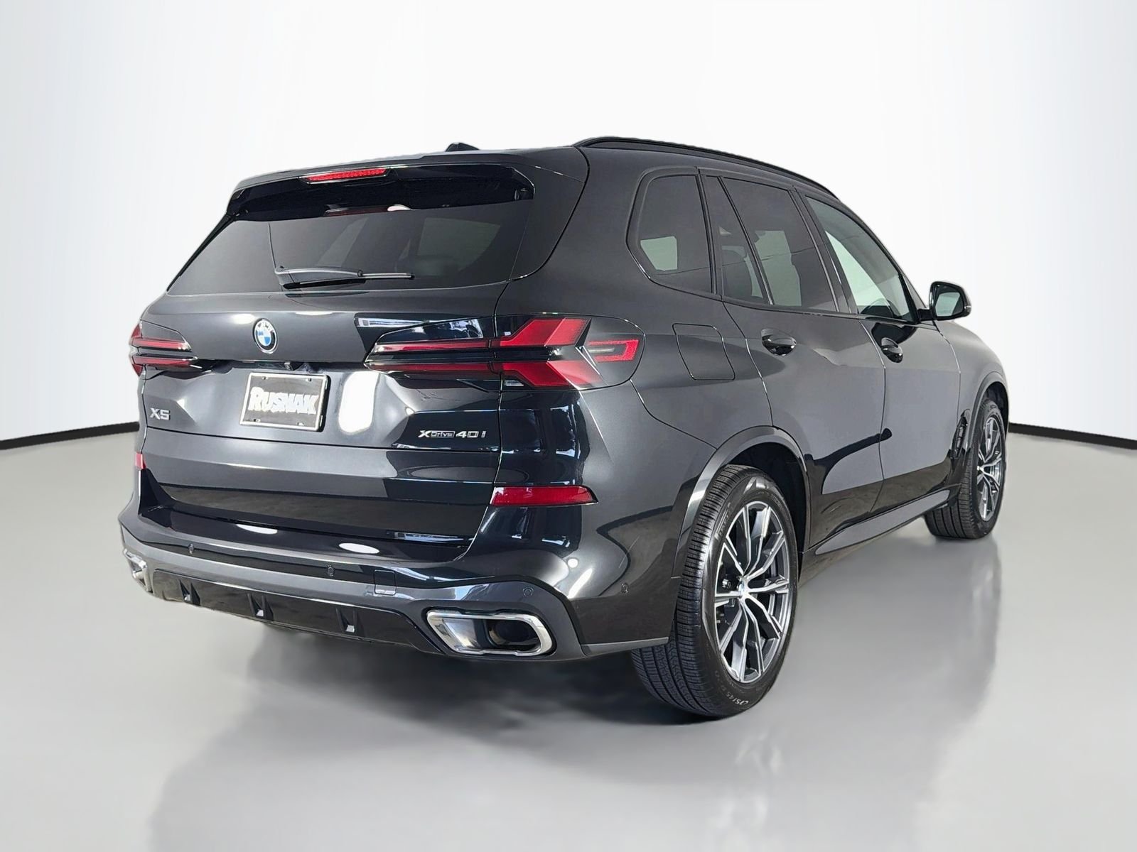 Certified Used 2024 Black Sapphire Metallic BMW xDrive40i image 7