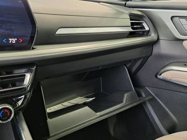 2025 Chevrolet Traverse LT - Photo 18
