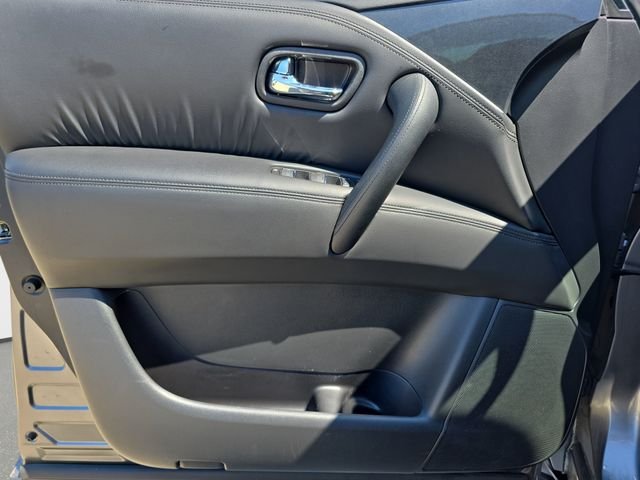 Used 2023 Gray Nissan S image 30