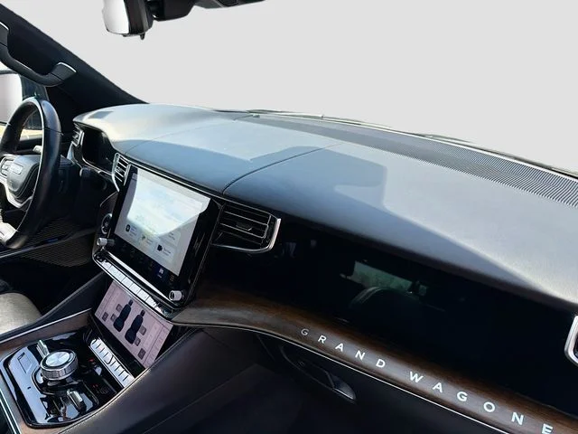 Used 2022 Black Jeep Series II image 31