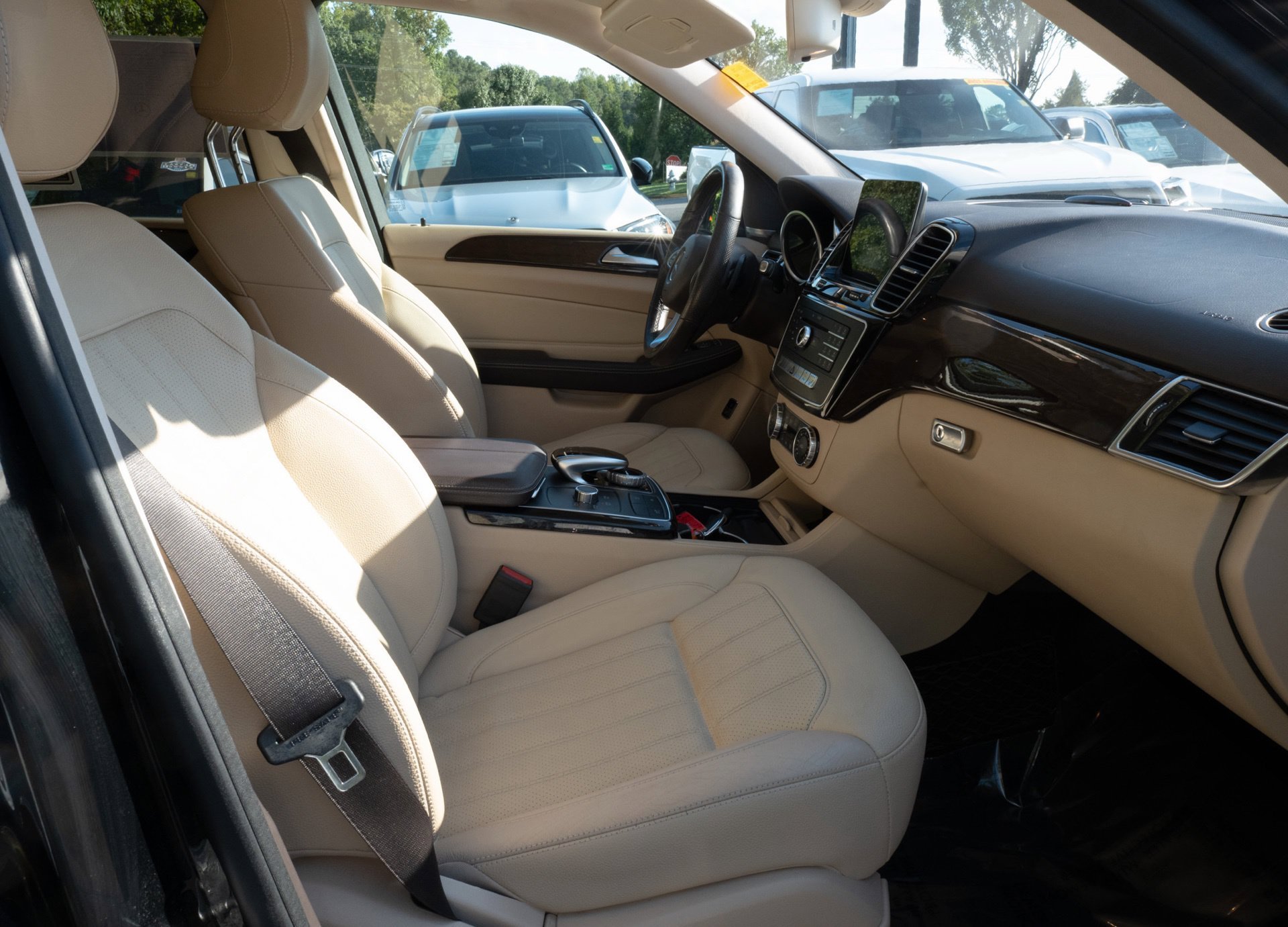 Used 2017 Black Mercedes-Benz GLE 350 image 10