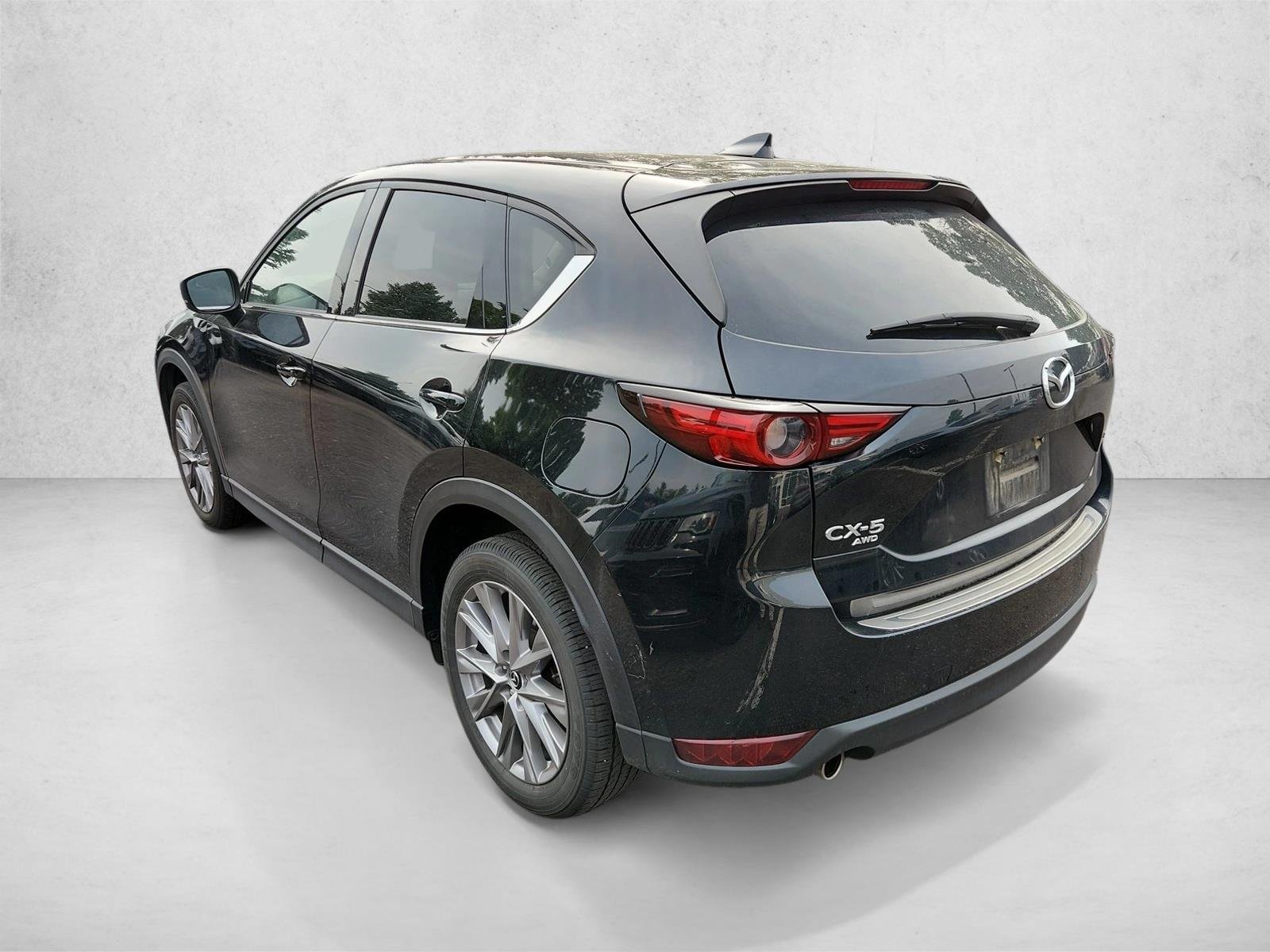 Used 2021 Jet Black Mica Mazda Grand Touring image 3