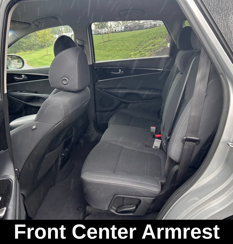 Used 2019 Silver Kia 3.3L LX image 22