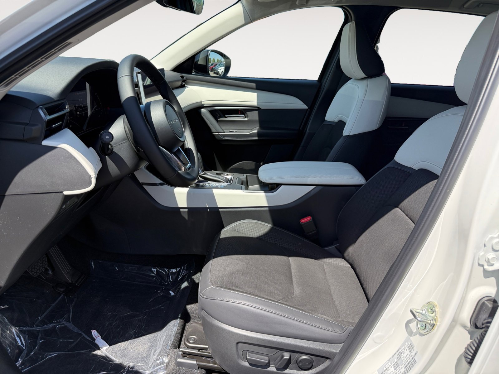 New 2026 Rhodium White Metallic Mazda 2.5 S Preferred image 10