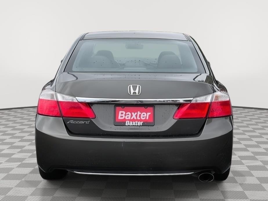 Used 2014  Honda EX image 21