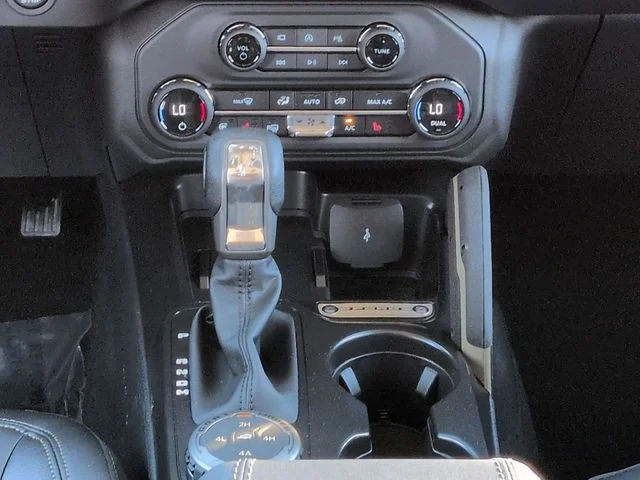New 2026 Velocity Blue Metallic Ford Badlands® image 19