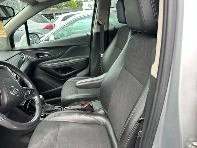 Used 2022 Silver Buick Preferred image 26