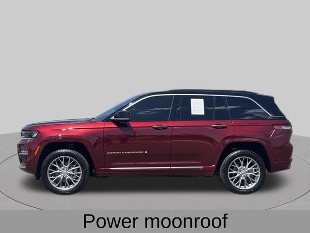Used 2025 Red Jeep Summit image 3