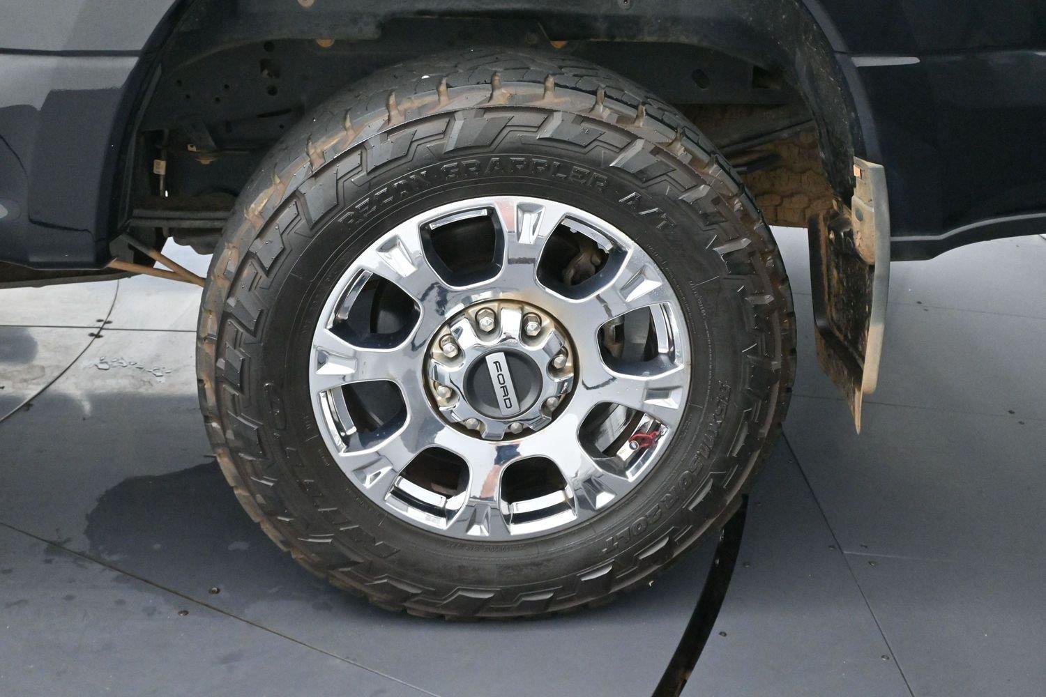 Used 2022 Agate Black Ford LARIAT image 40