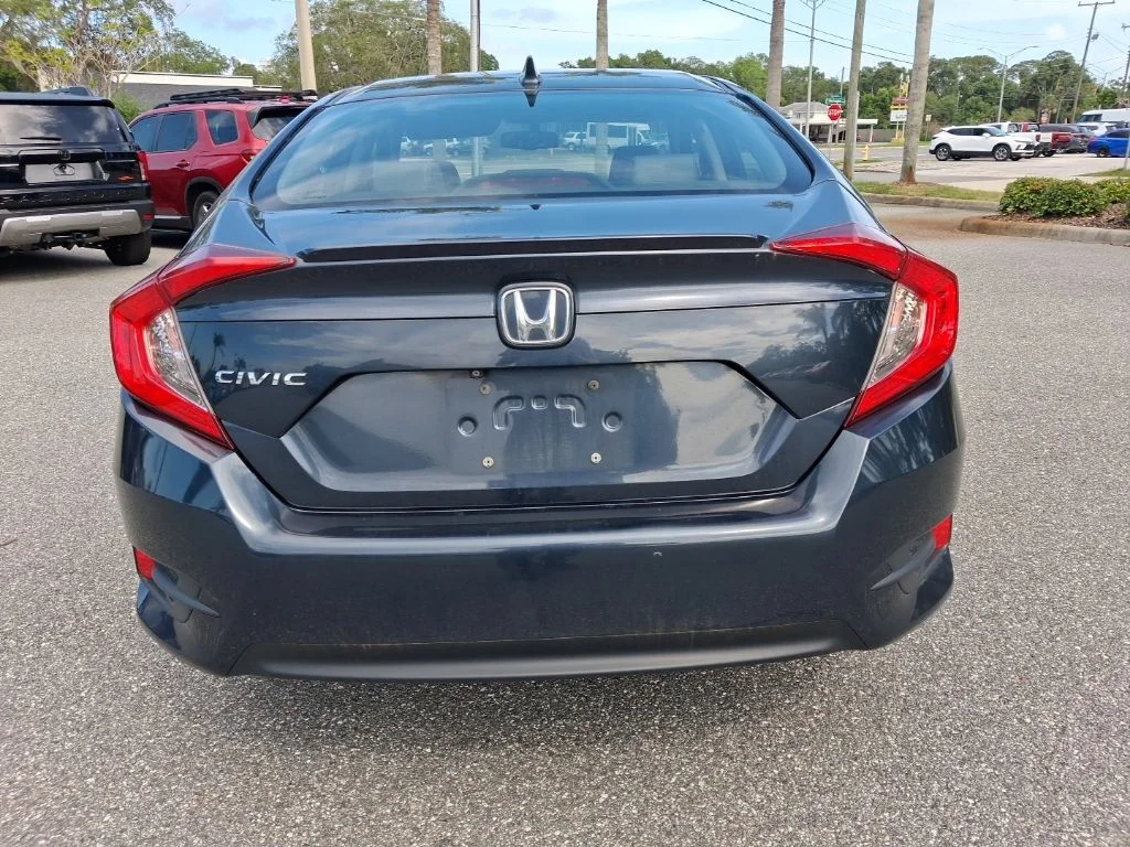 Used 2016  Honda EX-L image 6