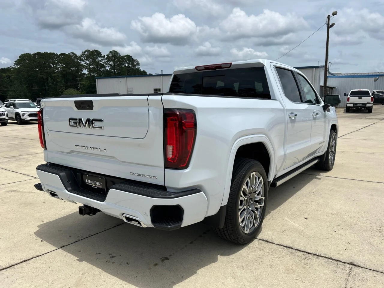 New 2026 Glacier White Tricoat GMC Denali Ultimate image 3