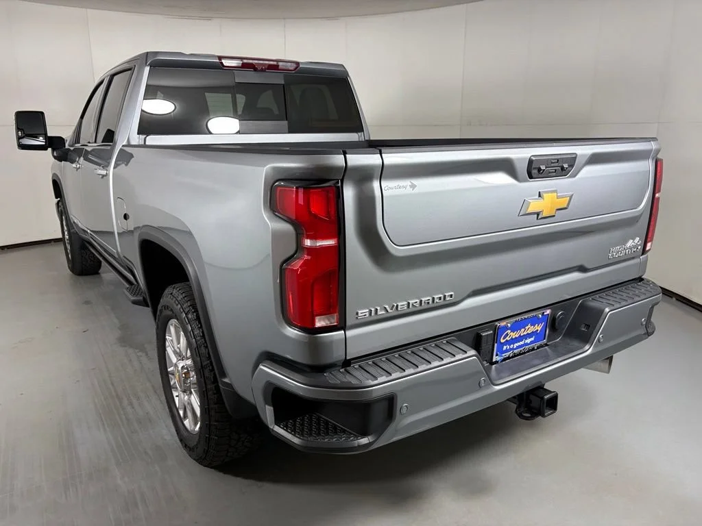Certified Used 2025 Sterling Gray Metallic Chevrolet High Country image 7