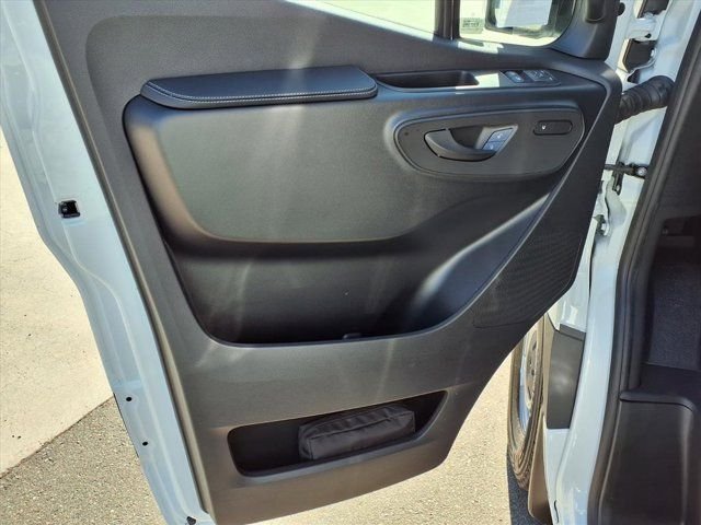 New 2026 Arctic White Mercedes-Benz Cargo 144 WB image 14