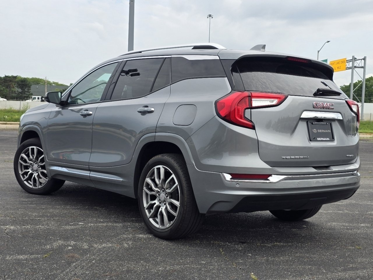 2024 GMC Terrain Denali - Photo 17