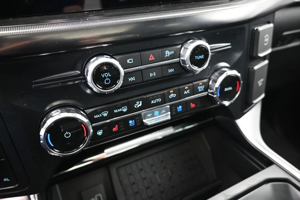 New 2026 Carbonized Gray Metallic Ford Platinum image 16