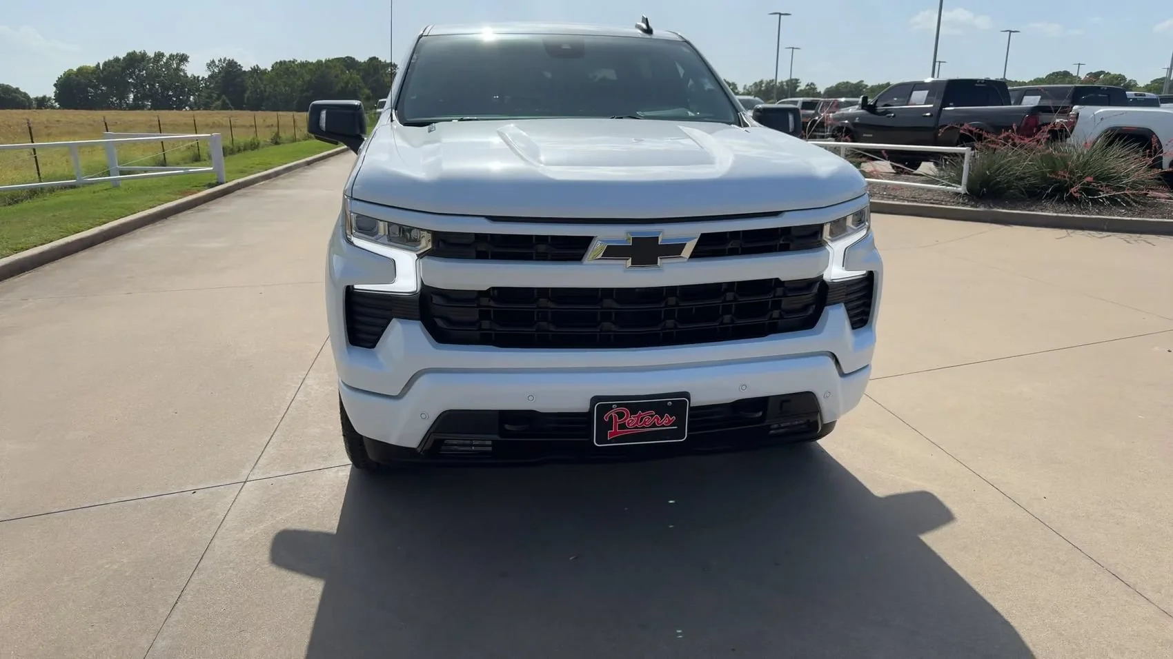 Used 2024 Summit White Chevrolet RST image 4