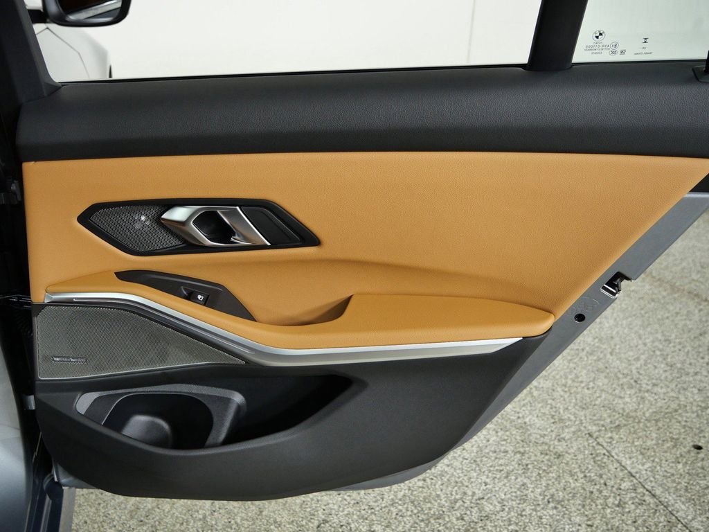 Used 2026 Skyscraper Grey Metallic BMW 330i xDrive image 25