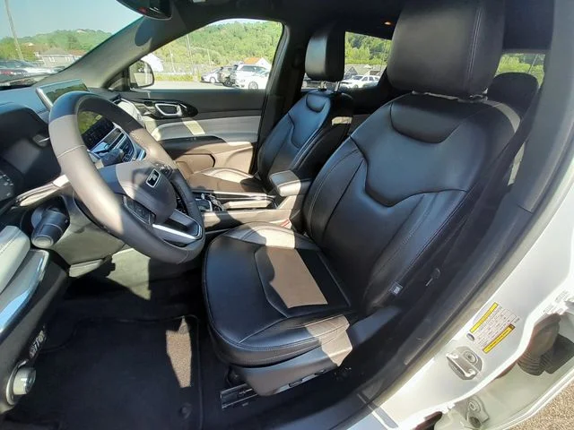 Used 2024 White Jeep Limited image 36
