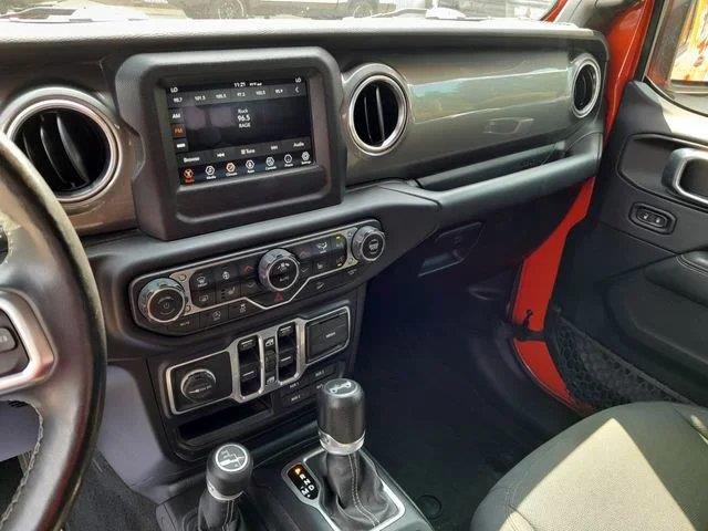 Used 2018  JEEP  image 20