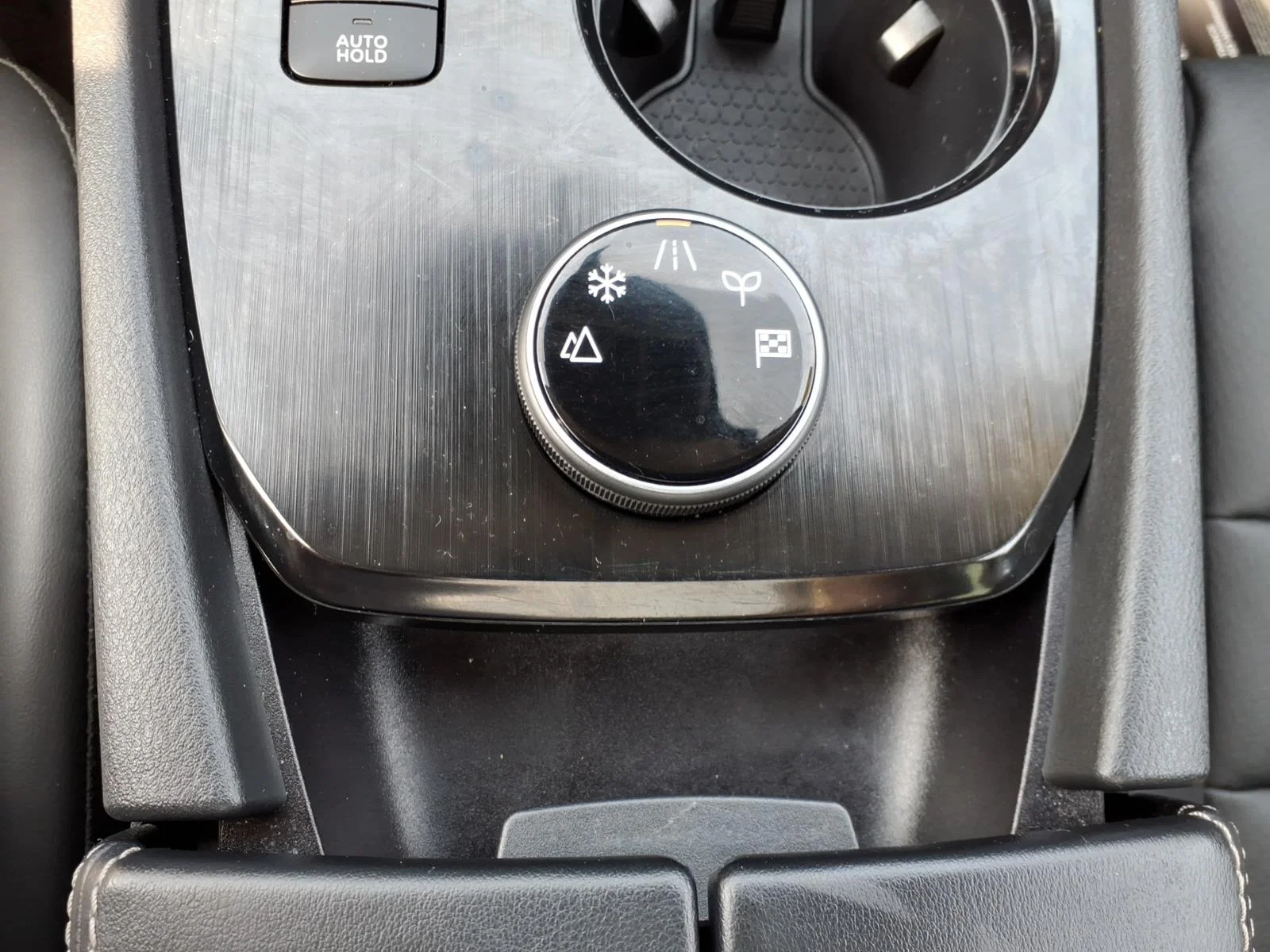 Certified Used 2023 Pearl White Tricoat Nissan SV image 22