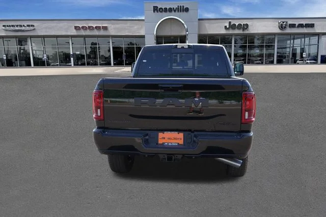 New 2026 Diamond Black Crystal Pearl-Coat Exterior Paint RAM Laramie image 4