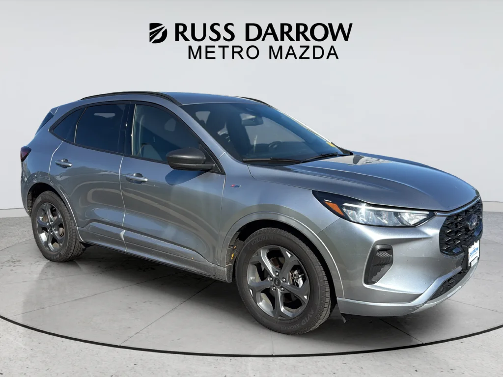 Used 2023 Silver Ford ST-Line image 7