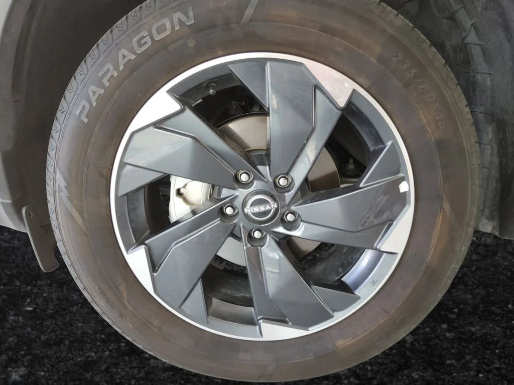 Used 2025 Silver Nissan SV image 25
