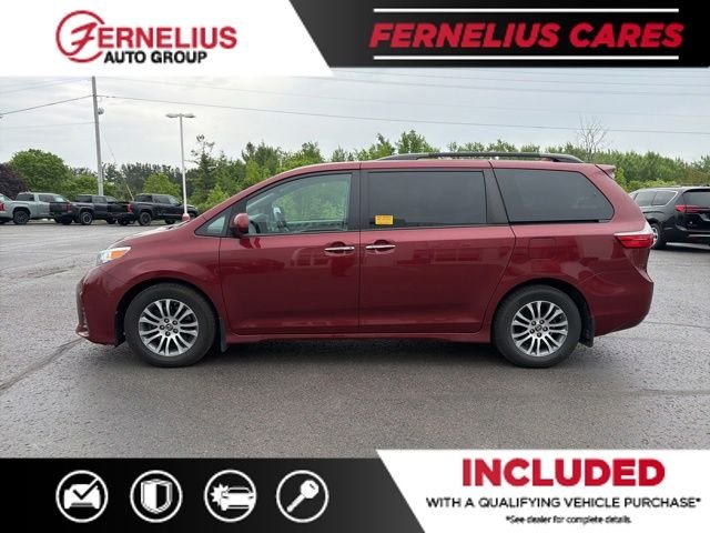 Used 2020 Red Toyota XLE image 2