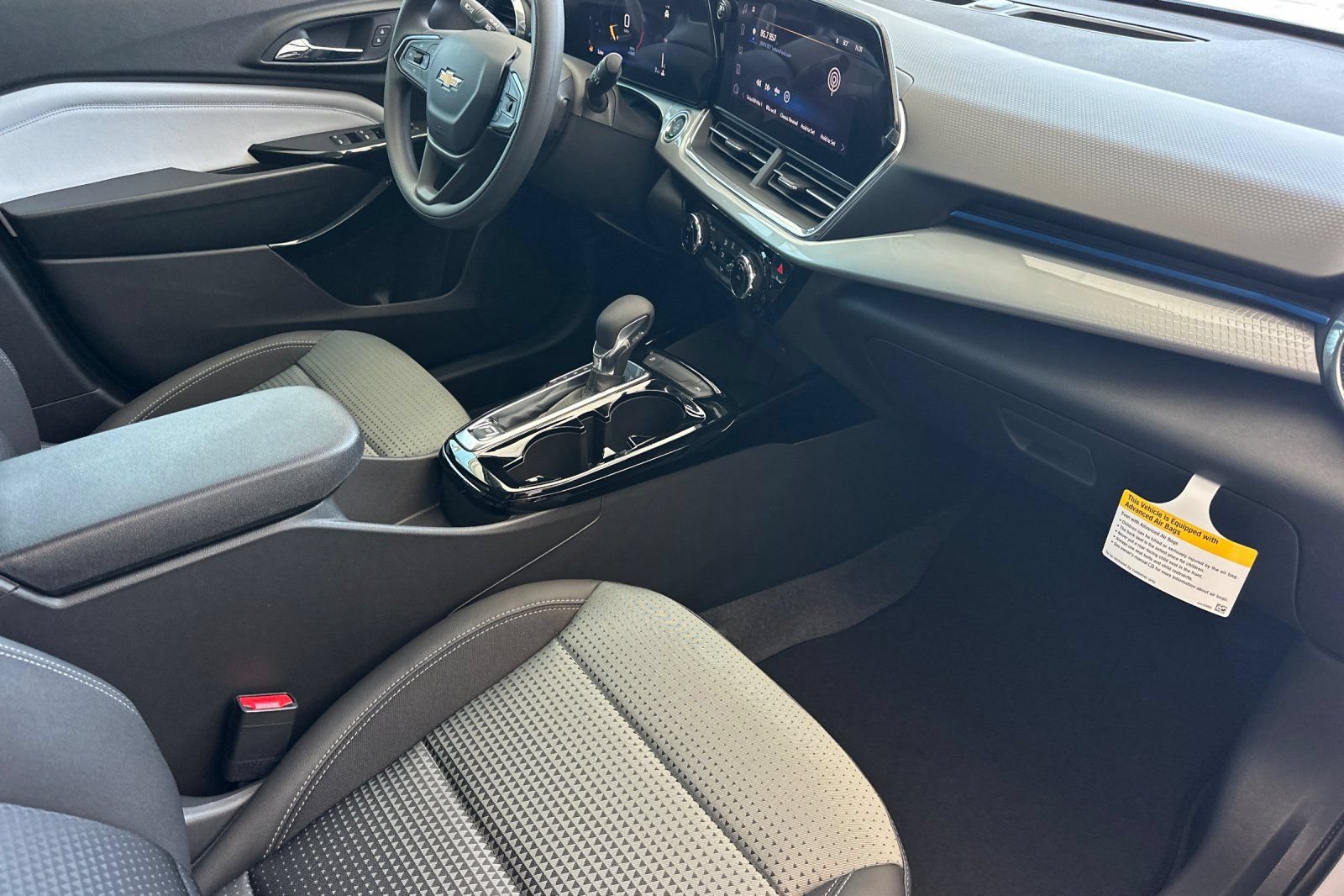 New 2026 Summit White Chevrolet LT image 16