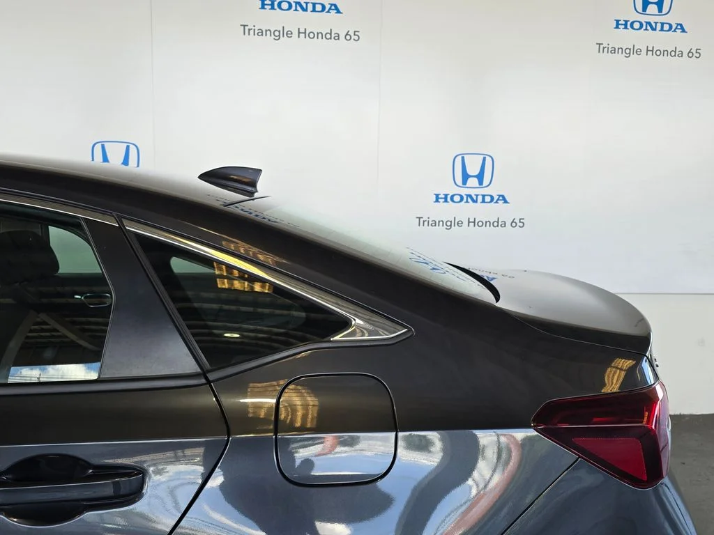Used 2025  Honda LX image 25